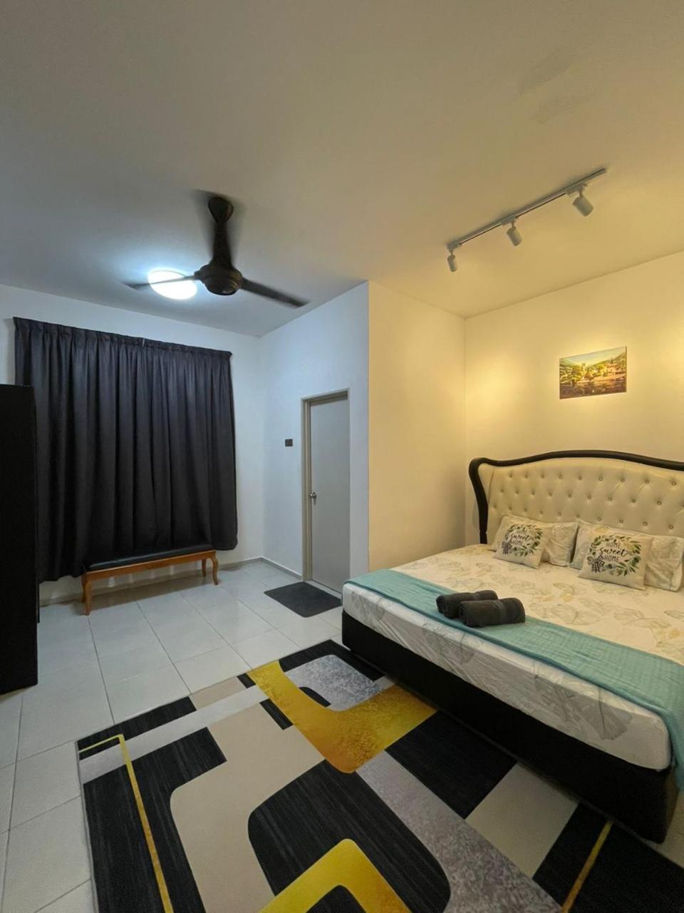 Idaman Maya Keluang Exterior foto