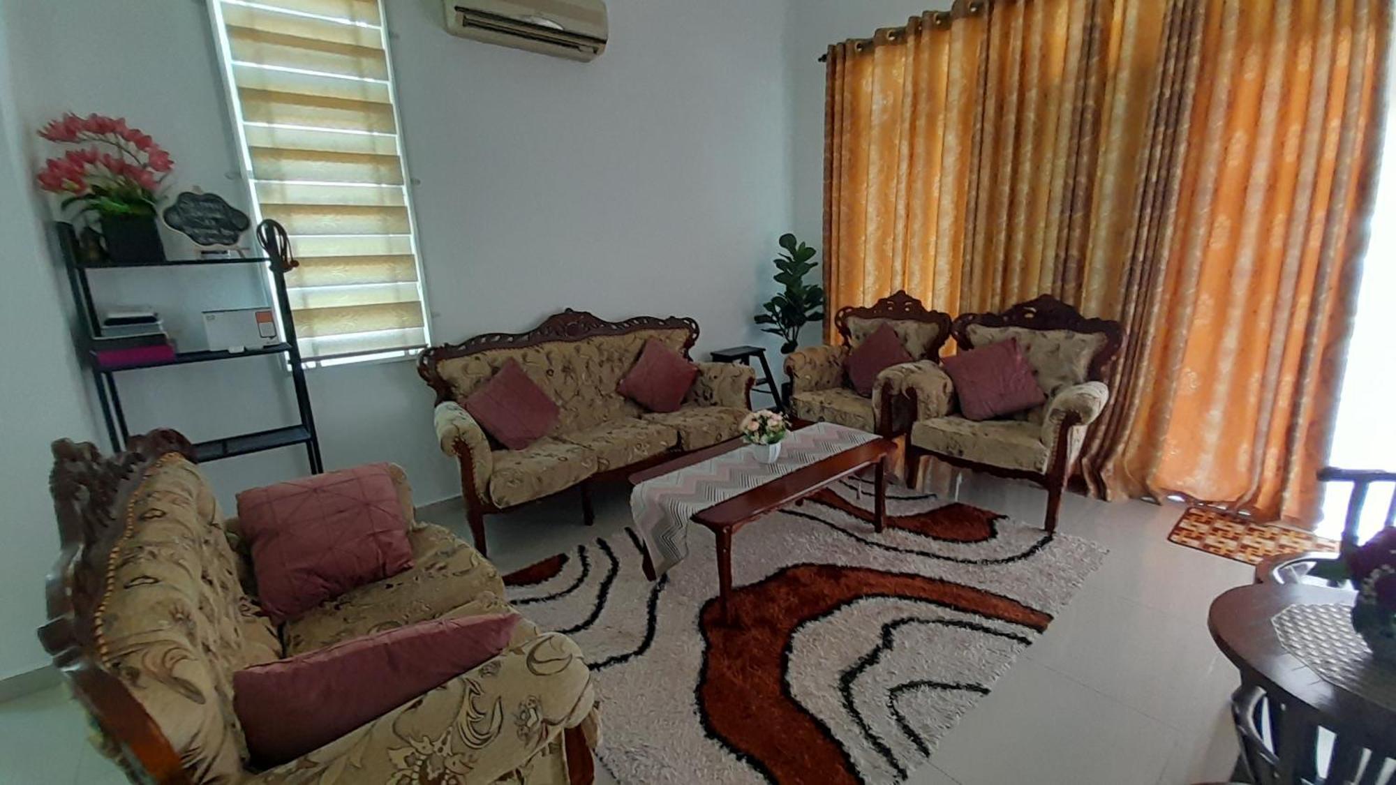 Idaman Maya Keluang Exterior foto